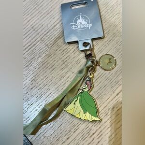 2026 Disney Parks Princess Tiana & Ray WDW Ribbon Bag Tag Keychain New